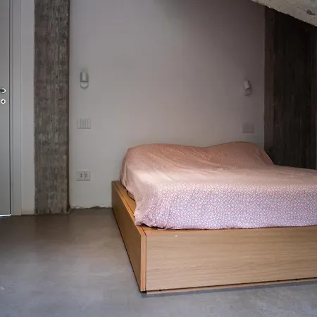 Daire Open-Space Con Camera Da Letto Dedicata E Terrazzo *